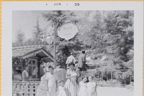 Yoshiko, William, Susan and Leslie Shiomi with unidentified girl (ddr-densho-522-420)
