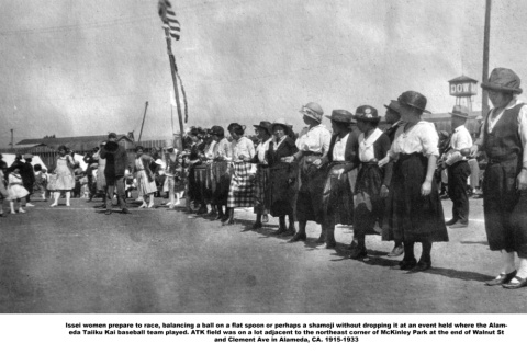 Group of women preparing for a race at event in Alameda (ddr-ajah-6-576)