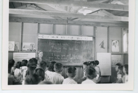 Last lesson for Canal students (ddr-densho-37-2132)