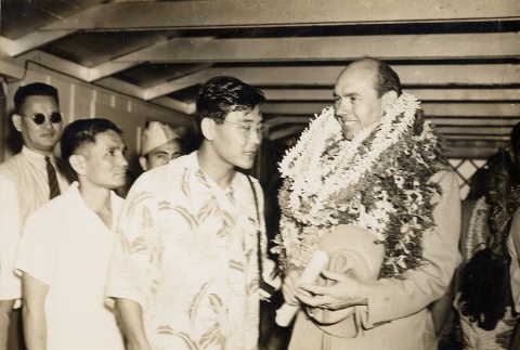 Earl Finch arriving in Hawai'i (ddr-njpa-1-305)