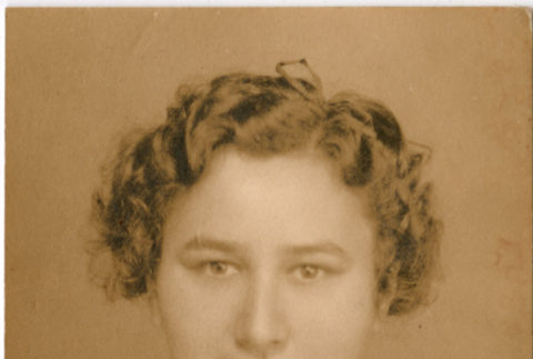 Portrait of women with large white collar (ddr-densho-426-1974)