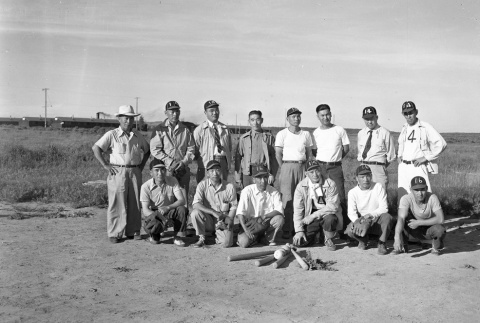 Baseball team in Minidoka (ddr-fom-1-604)