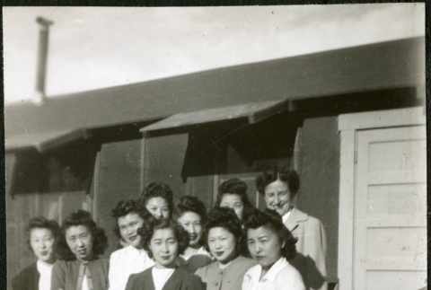 Manzanar, nurses aides, nurses, Quarnstrom Family, Gavigan Family, McBride Family (ddr-densho-343-125)