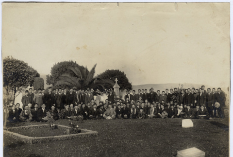 Large group photo at cemetary (ddr-densho-329-601)