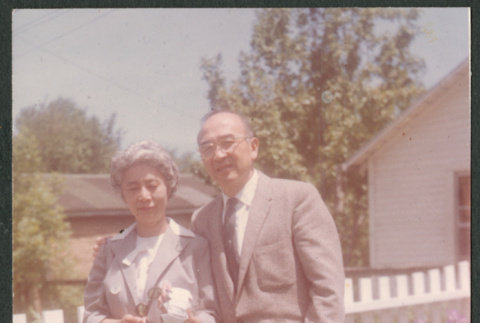 Agnes and Chester Sakura in garden (ddr-densho-523-312)