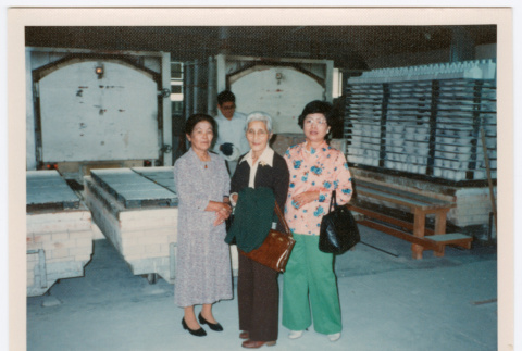 Mitsuye Yabe and Friends in Pottery Studio (ddr-ohs-1-227)