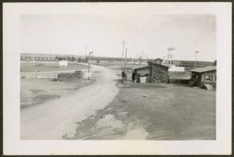 Minidoka incarceration camp entrance (ddr-csujad-32-5)