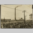 A large crowd gathered outside a factory (ddr-njpa-13-1447)