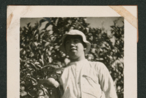 Man (ddr-densho-550-279)