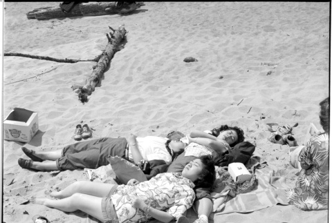 Nap on the Beach (ddr-one-1-619)