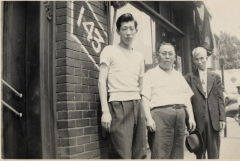 Suejiro Kosai with two unidentified men (ddr-densho-349-36)
