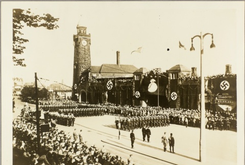 Nazi supporters watching a military demonstration in Hamburg (ddr-njpa-13-992)