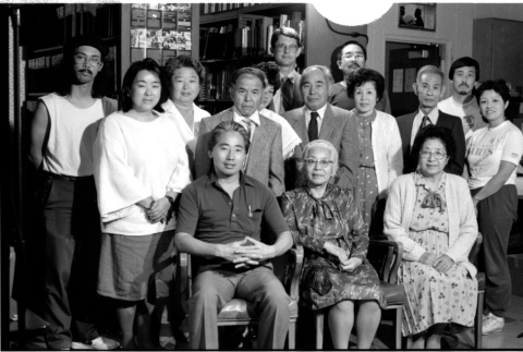 UCLA interviewees group photo (ddr-densho-1007-1146)