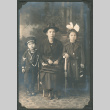 Fukuyama family portrait (ddr-densho-483-276)