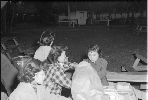 Picnic Clean Up (ddr-one-1-623)