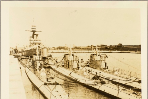 Front and back (ddr-njpa-13-455-mezzanine-785d6fb207)