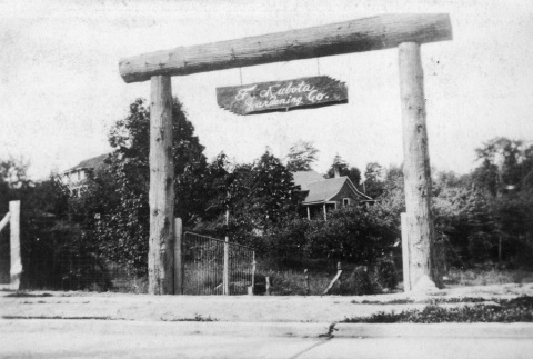 Gate to the Garden, house in background (ddr-densho-354-29)