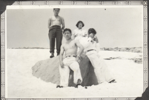 Group of 4 at the beach (ddr-densho-326-612)