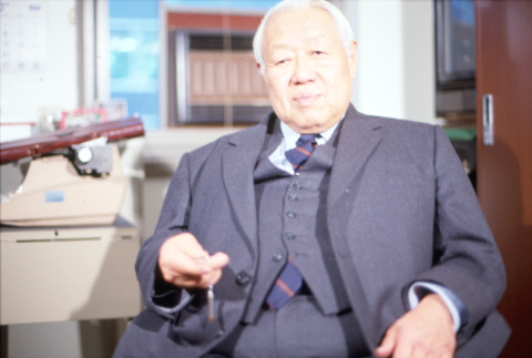 Mazaru Ogawa with Phi Beta Kappa key (ddr-densho-1007-489)