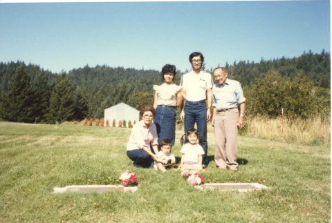 George Kida and relatives from Japan at family graveyard (ddr-one-3-87)