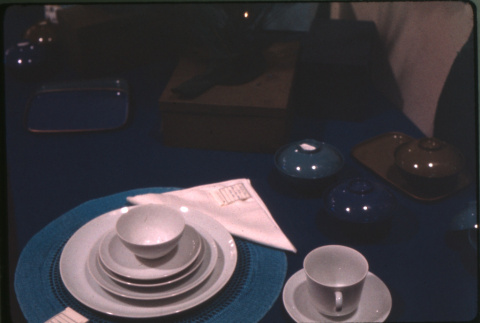 Display of table setting (ddr-densho-426-358)