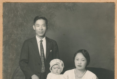 Takemori family (ddr-densho-357-561)