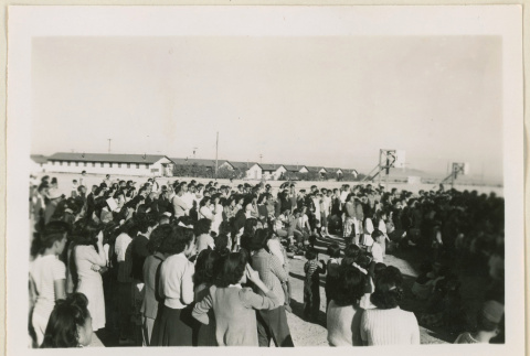 Crowd at an Armistice Day program (ddr-densho-37-1171)