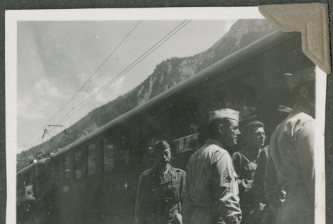 Soldiers boarding a train (ddr-densho-201-885)