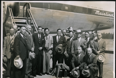 Hiroshima politicians visit Seattle (ddr-densho-395-98)
