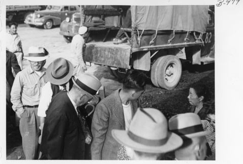 People being transferred to Tule Lake (ddr-fom-1-918)