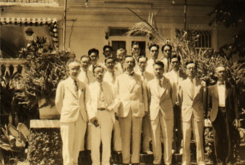 Shinzo Koizumi and others posing for a group photograph (ddr-njpa-4-485)