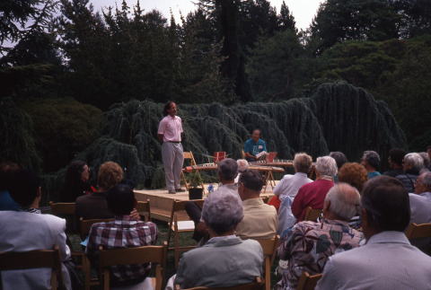 Don Brooks speaking at the 1990 Kubota Garden Annual Meeting (ddr-densho-354-380)