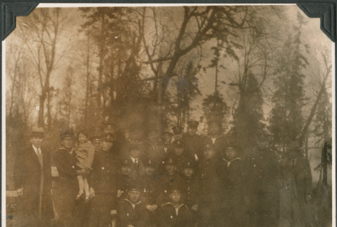 Group of sailors posing for photo (ddr-densho-483-546)