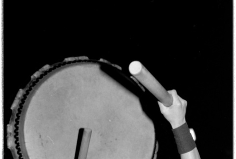 Kenny performing taiko (ddr-densho-1007-1203)