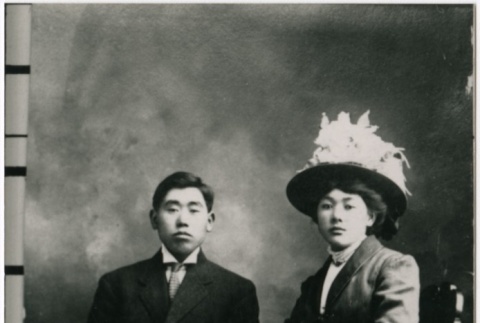 Rinzo and Nobu Ogata (ddr-densho-353-183)