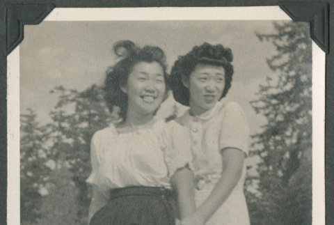 Umeyo Sakagami and Pearl Hikida (ddr-densho-201-686)