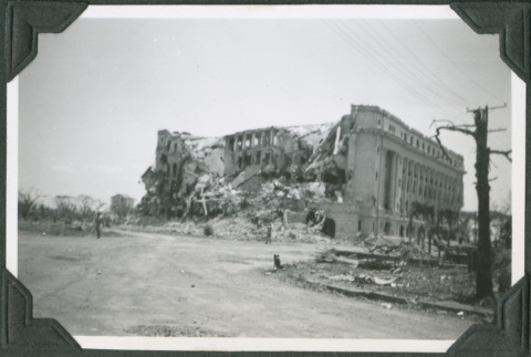 Damaged building (ddr-ajah-2-684)