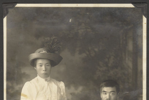 Family portrait (ddr-densho-326-374)
