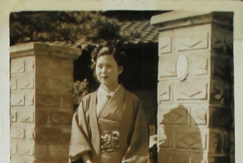 Woman in kimono (ddr-densho-252-68)