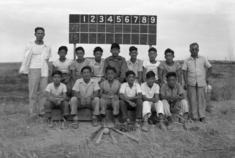 Baseball team in Minidoka (ddr-fom-1-607)