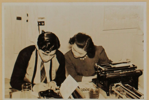 Working (ddr-densho-287-715)