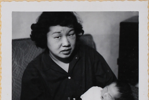 Yoshiko Shiomi holding Leslie Shiomi (ddr-densho-522-353)