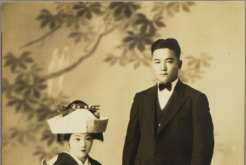 Wedding photograph of Toshio Anzai and Renayo Hatamoto (ddr-njpa-5-23)