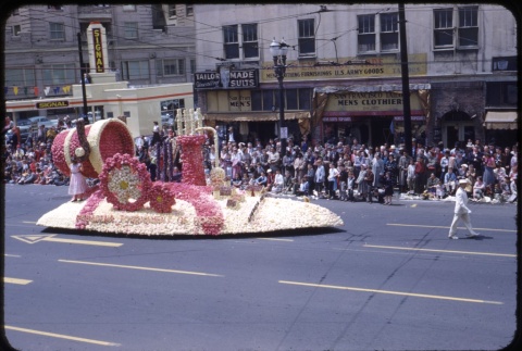 Portland Rose Festival Parade- float 10 