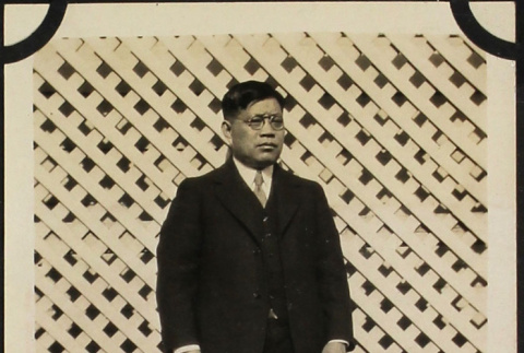 Tomoyuki Nozawa (ddr-densho-423-508)