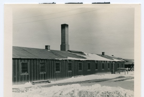 Barracks Building (ddr-hmwf-1-498)
