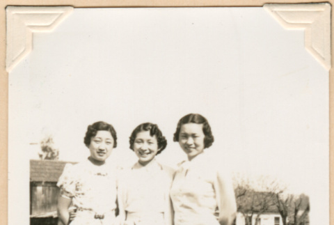 Photo of three women (ddr-densho-341-67)