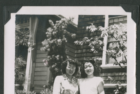 Two women (ddr-densho-471-126)