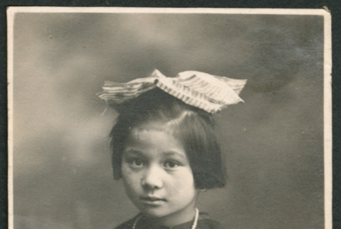 Portrait of a young girl (ddr-densho-483-313)