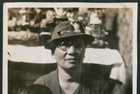 Photo of a woman and child (ddr-densho-483-726)